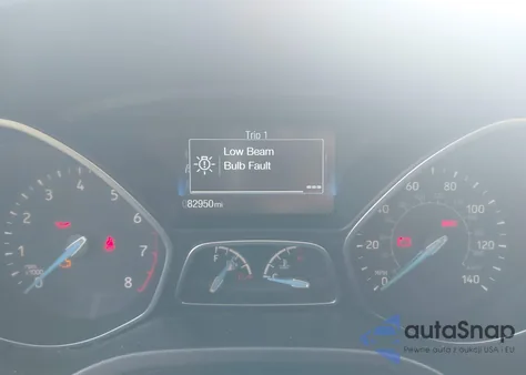 2017 Ford Focus S z USA, uszkodzony, nr VIN 1FADP3E26HL284470